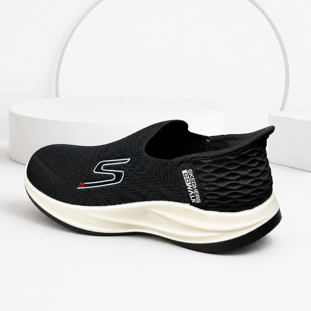 Skkechers Go Walk Black Edition