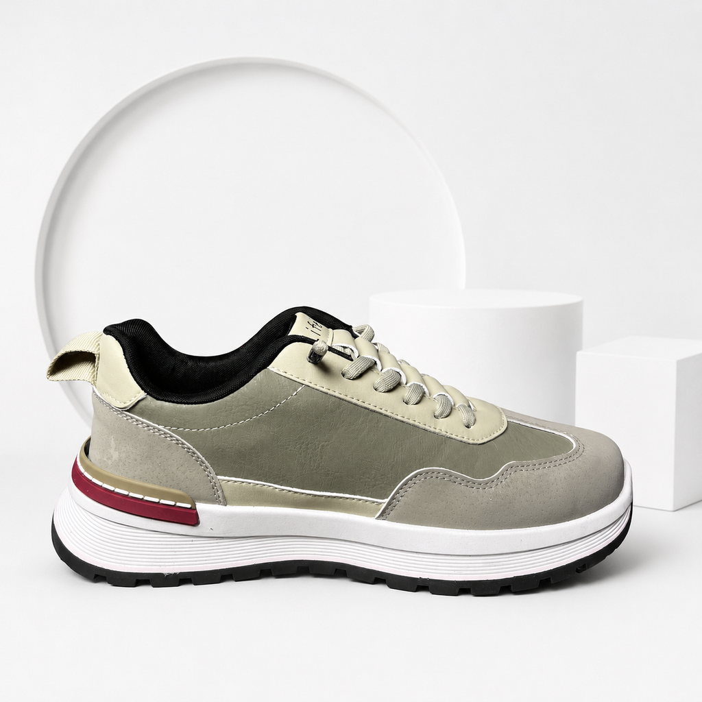 ECCO Urban Trek Sneakers (Black)