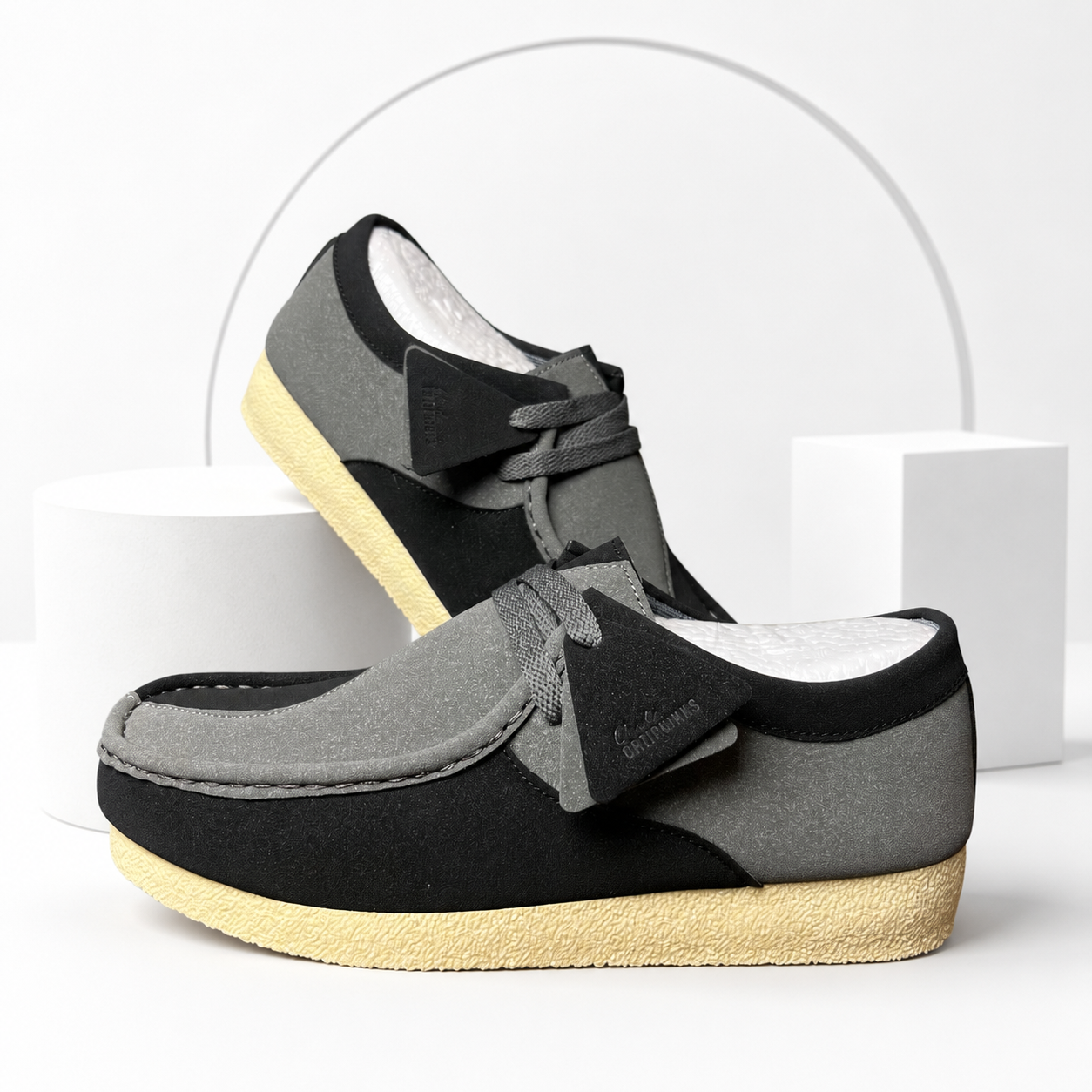 Clarks Originals Wallabe Two-Tone (Ash Grey)