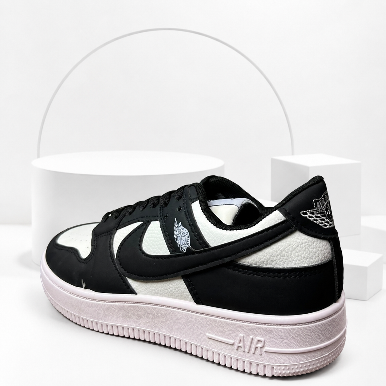 AJ-1 Lows Black