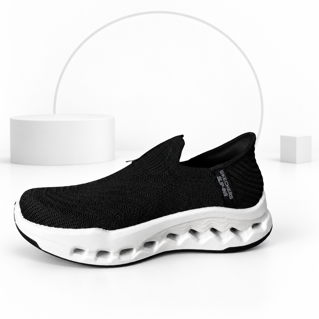 Skkechers Glide-Step Slip-Ins ( Black) Edition