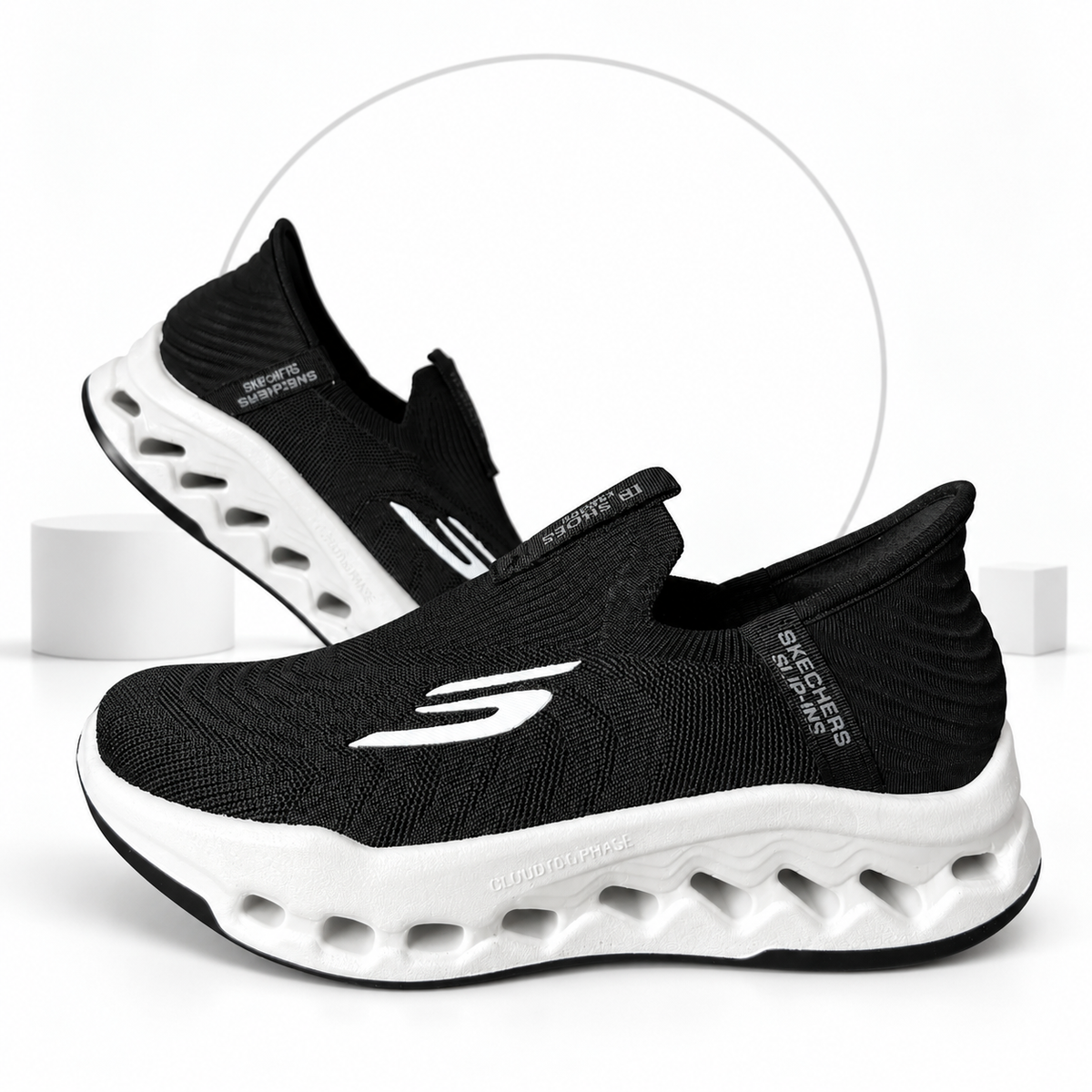 Skkechers Glide-Step Slip-Ins ( Black) Edition
