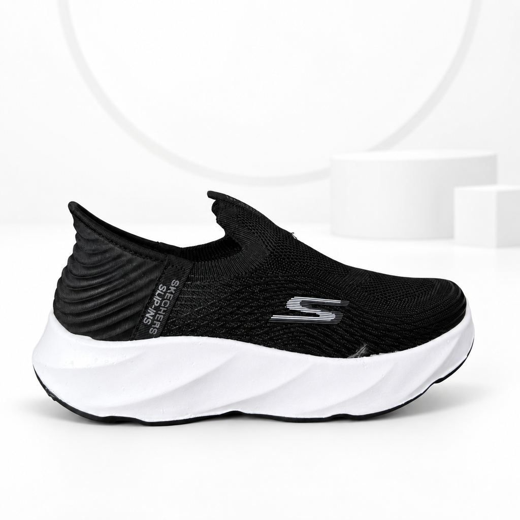 Skkechers Slip-ins ( Black) Edition